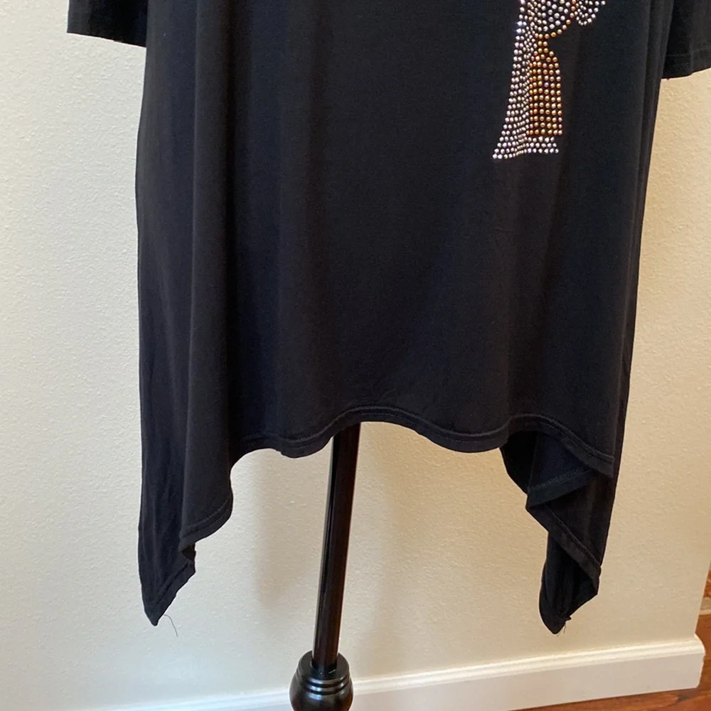 OUR Collection Tunic - Picture 4 of 7